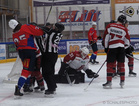 Kotkassa sijaitseva Vaasan Koulunäkki Areena ja Nokialla pönöttävä Kattokeskus Areena tulevat aivan varmasti laulamaan sekä soimaan, kun Titaanit ja Pyry Hockey alkavat perjantai-iltana yksissä tuumiin vääntää paikasta Suomi-sarjan finaaleihin.