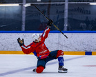 Maalituuletusten erikoismies Simo Kauppinen pääsi esittelemään aivan koko repertoaarinsa 4. puolivälieräottelun ratkaisuosuman nähtyä päivänvalonsa. @ Kari Koski – https://kkofotografi.com/